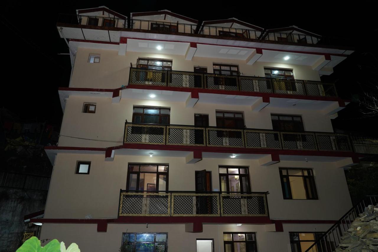 Shimla Pines Homestay Luaran gambar